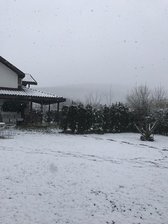 Oezdilek Sapanca