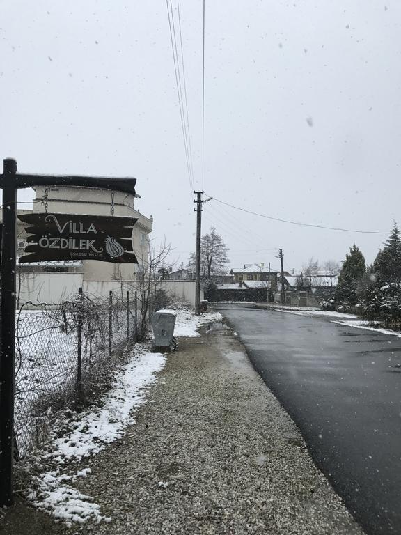 Oezdilek Vilă *